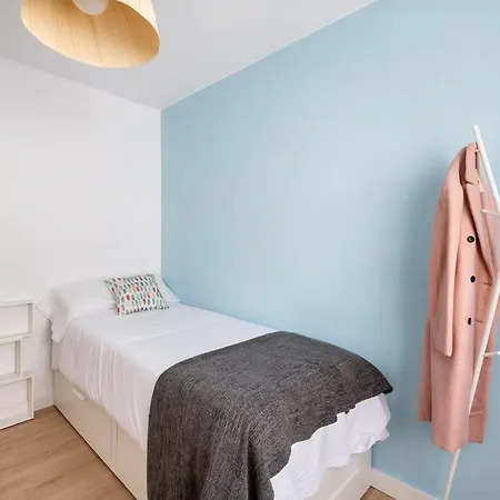 Ana María Tranquilo, Ideal Familias